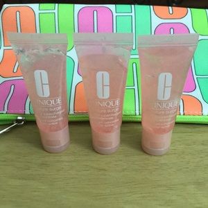 Sale❣️ Clinique moisture surge 3 pieces